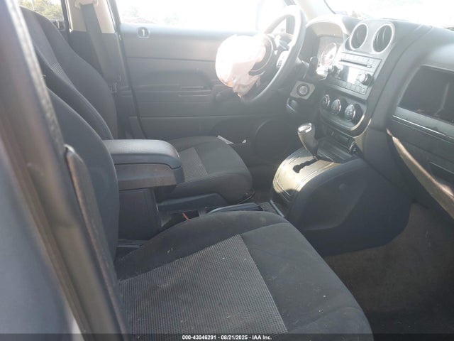 Jeep Patriot 2016 1C4NJPBBXGD576059 Image 5