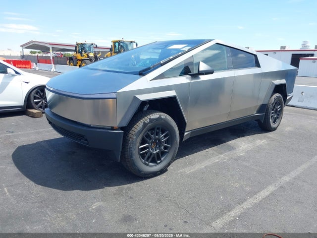 2025 TESLA CYBERTRUCK 7G2CEHED5SA062985 Photo 1
