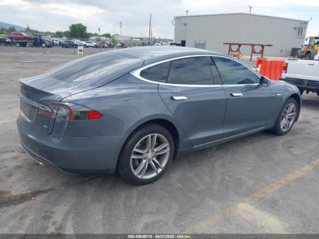 2013 TESLA MODEL S 5YJSA1CN3DFP21780 Photo 3