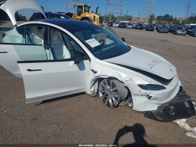 2025 TESLA MODEL 3 5YJ3E1EB1SF874831 Photo 0