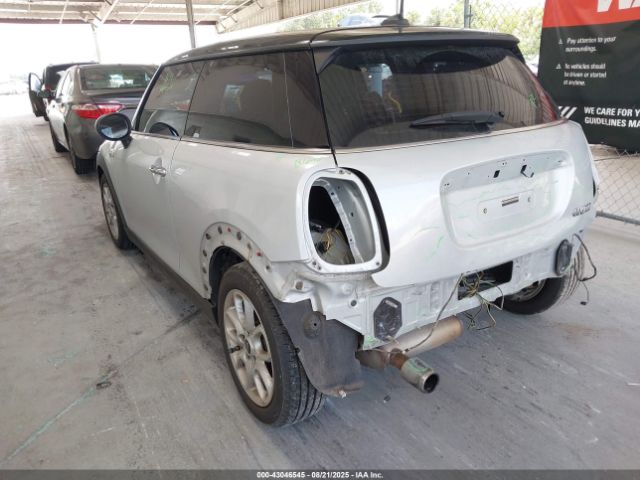 2016 MINI HARDTOP WMWXP5C54G2D70820 Photo 2
