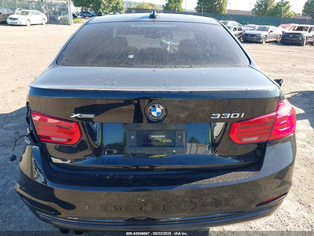 BMW 330I 2018 WBA8D9C52JEM33131 Image 16