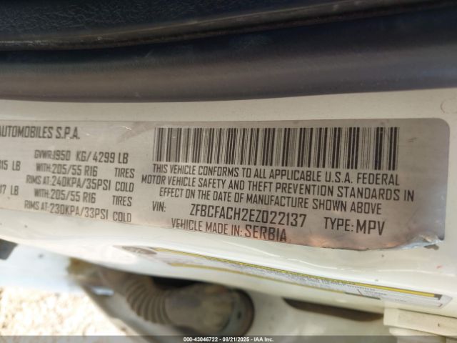 2014 FIAT 500L ZFBCFACH2EZ022137 Photo 8