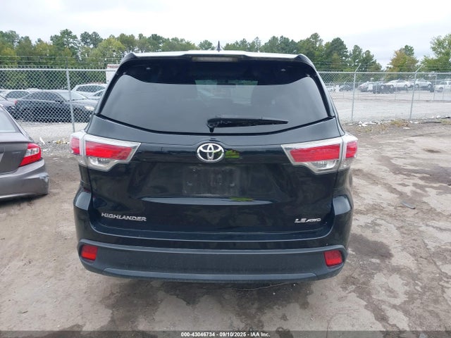 Toyota 2gr-fe 2015 5TDBKRFH6FS080530 Image 16