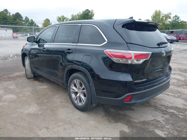 Toyota 2gr-fe 2015 5TDBKRFH6FS080530 Image 3