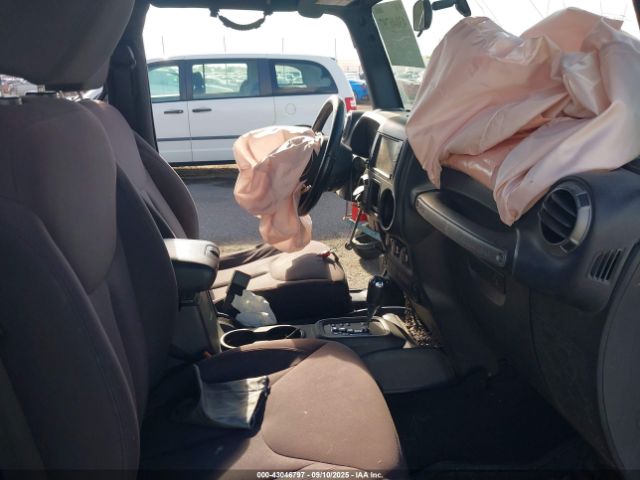 2015 JEEP WRANGLER 1C4AJWAG3FL592968 Photo 4