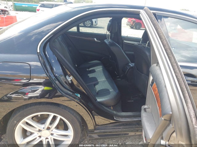 Продажа на аукционе авто 2012 Mercedes-benz C 300 Sport 4matic, vin: WDDGF8BB9CR226294, номер лота: 43046870