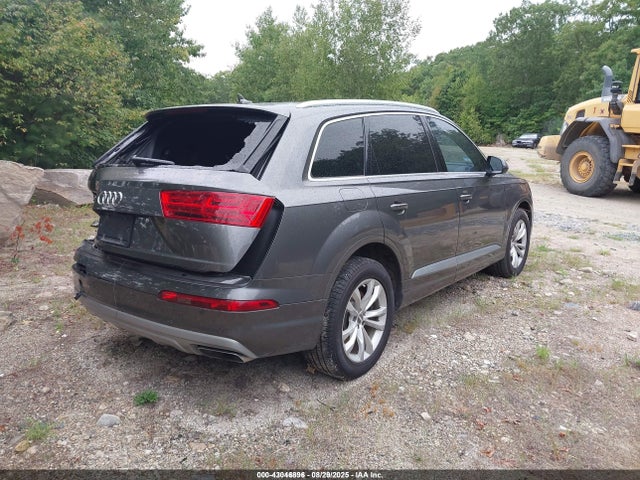 2019 AUDI Q7 WA1LAAF78KD001374 Photo 3