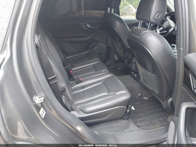 2019 AUDI Q7 WA1LAAF78KD001374 Photo 7