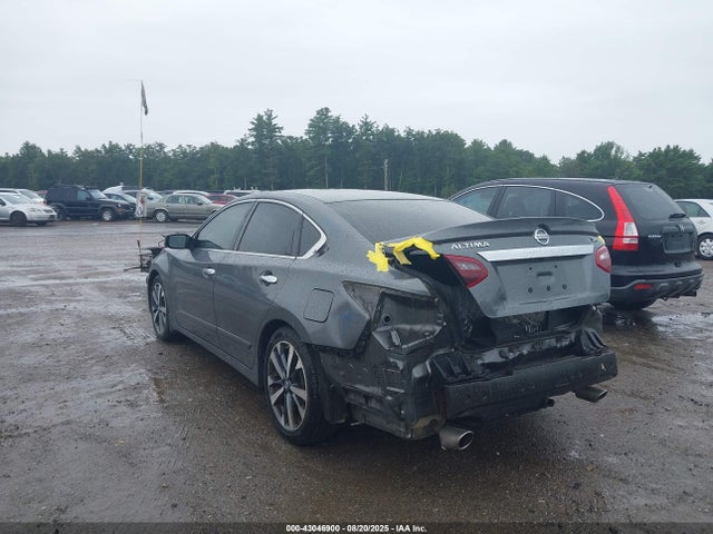 1N4AL3APXHC496403 Nissan 2017