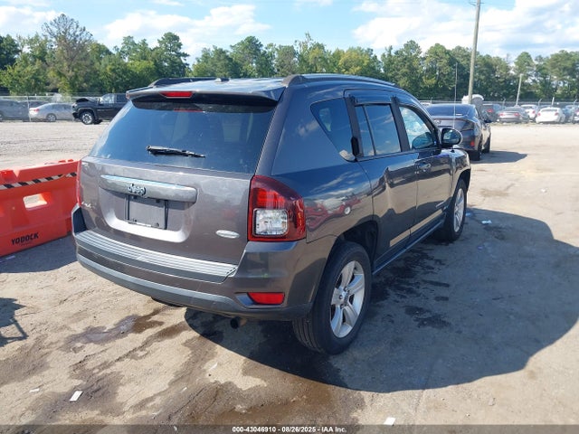 1C4NJDEBXGD714466 Jeep Compass