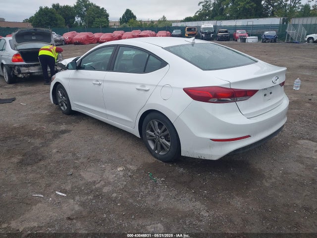 5NPD84LF3JH219427 Hyundai mpi nu