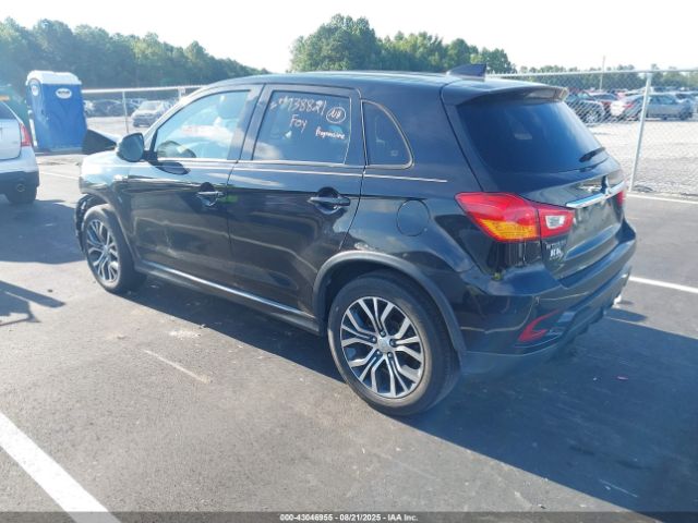 2018 MITSUBISHI OUTLANDER SPORT JA4AP3AU4JU021005 Photo 2