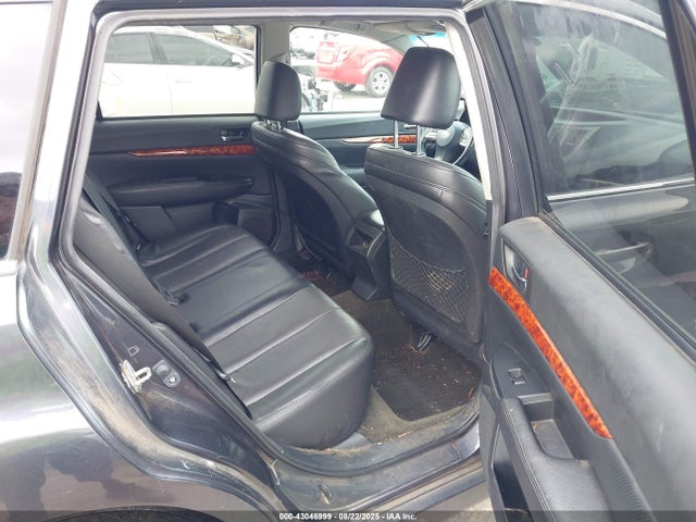 43046999 :رقم المزاد ، 4S4BRBKC8C3283585 vin ، 2012 Subaru Outback 2.5i Limited مزاد بيع