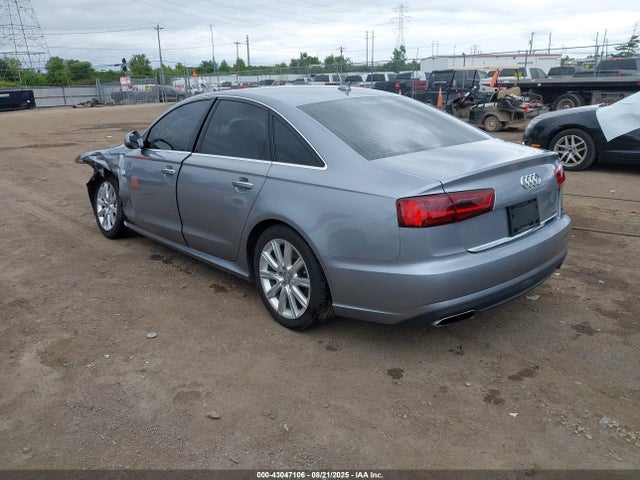 2016 AUDI A6 WAUGFAFC1GN074235 Photo 2