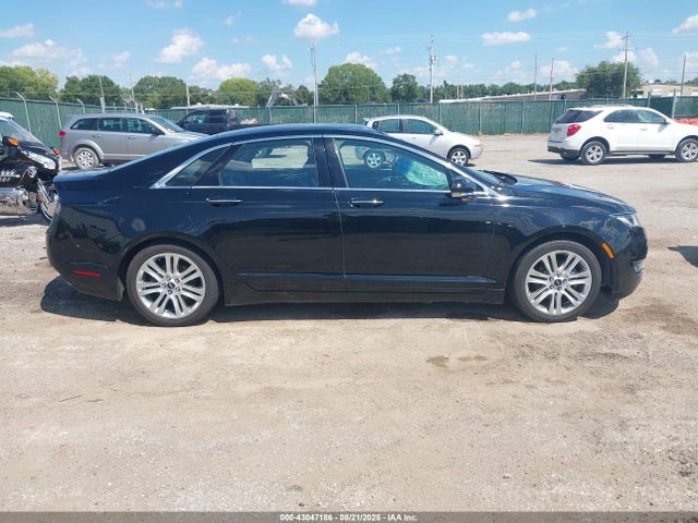 3LN6L2LU8GR621620 Lincoln MKZ
