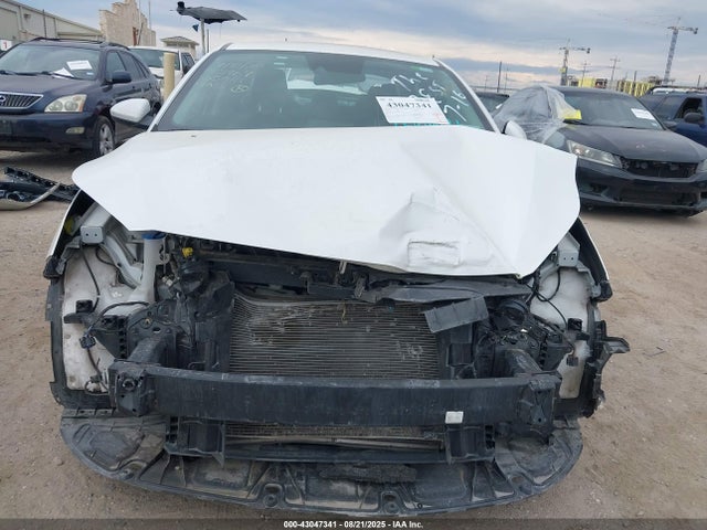 3KPF24AD3RE765012 KIA mpi nu
