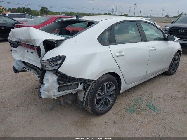 3KPF24AD3RE765012 KIA mpi nu