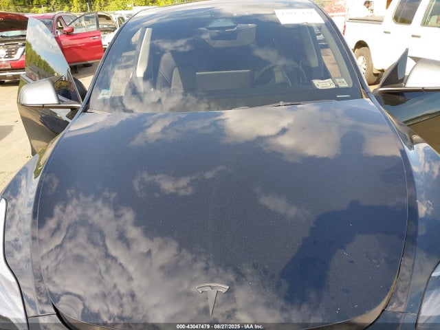 2023 TESLA MODEL Y 7SAYGDEE6PF836419 Photo 9