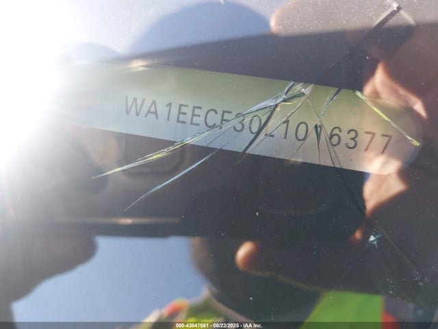 2020 AUDI Q3 WA1EECF30L1016377 Photo 8