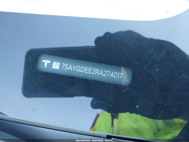 7SAYGDEE2RA274017 Tesla Model Y