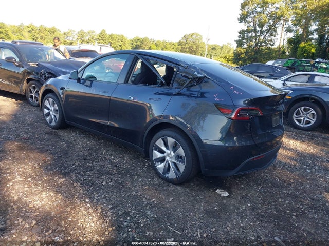 7SAYGDEE2RA274017 Tesla Model Y