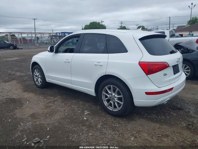 2011 AUDI Q5 WA1CFAFP0BA059515 Photo 2