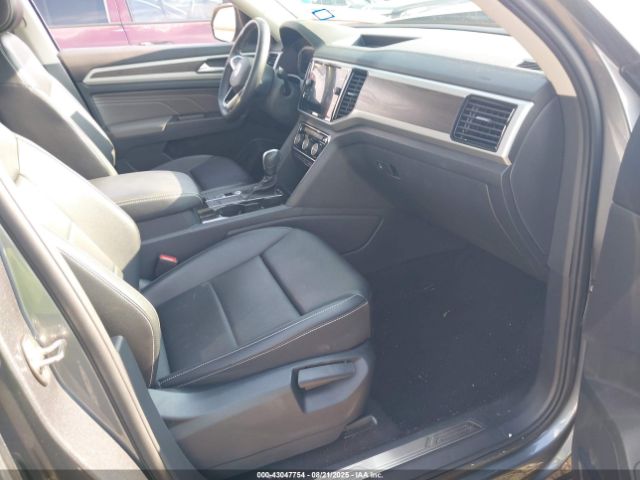 2022 VOLKSWAGEN ATLAS 1V2JR2CA7NC530867 Photo 4