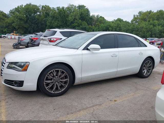 Продаж на аукціоні авто 2013 Audi A8 L 3.0t, vin: WAURGAFD9DN000524, номер лоту: 43048024