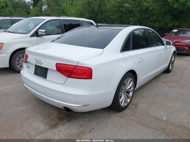 Продаж на аукціоні авто 2013 Audi A8 L 3.0t, vin: WAURGAFD9DN000524, номер лоту: 43048024