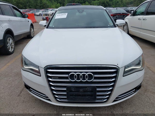Продаж на аукціоні авто 2013 Audi A8 L 3.0t, vin: WAURGAFD9DN000524, номер лоту: 43048024