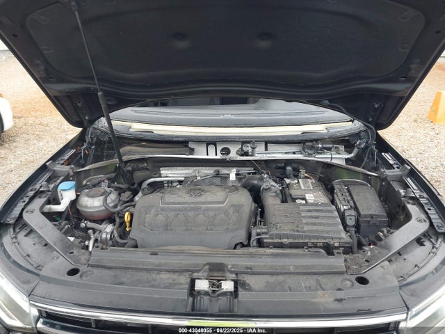 3VV1B7AX2NM037639 Volkswagen Tiguan