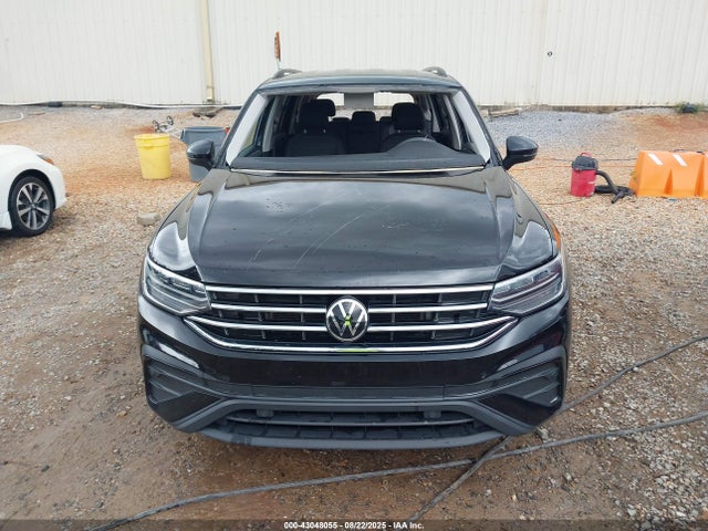3VV1B7AX2NM037639 Volkswagen Tiguan