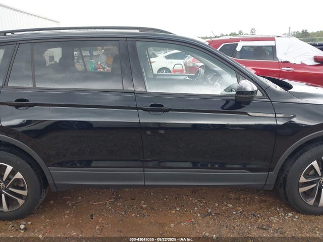 3VV1B7AX2NM037639 Volkswagen Tiguan