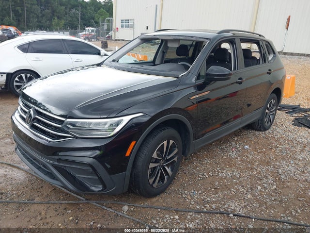 3VV1B7AX2NM037639 Volkswagen Tiguan