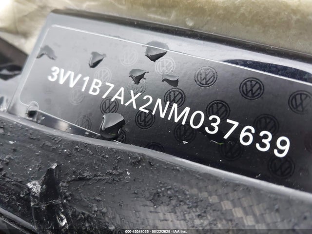 3VV1B7AX2NM037639 Volkswagen Tiguan