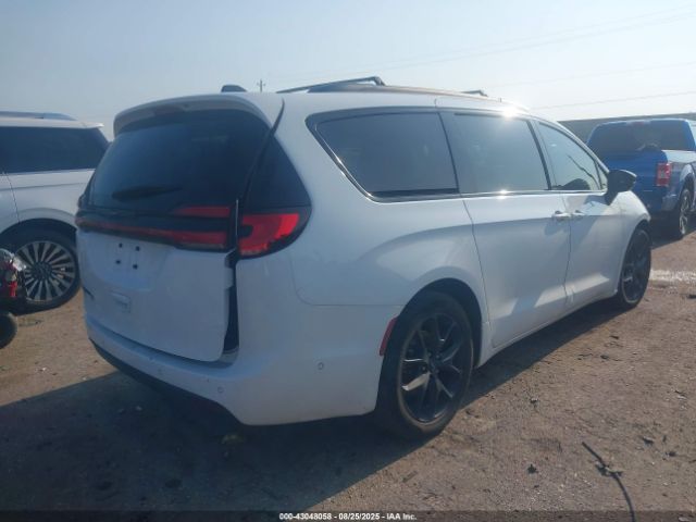 2024 CHRYSLER PACIFICA 2C4RC1BG5RR159968 Photo 3