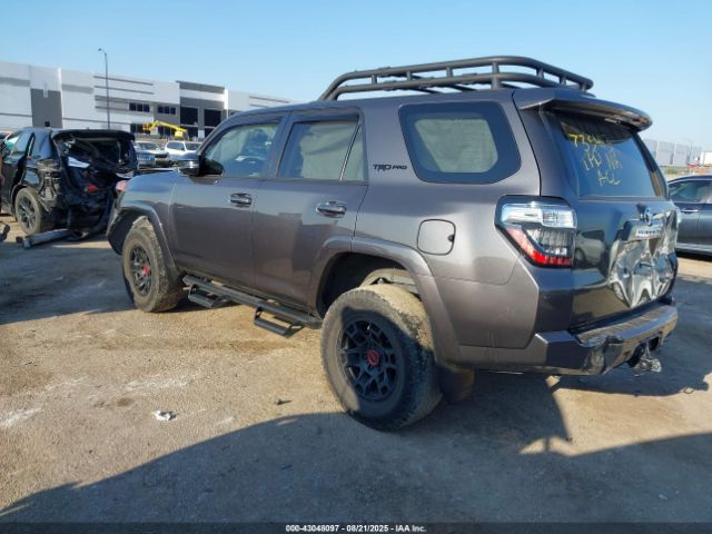 2023 TOYOTA 4RUNNER JTELU5JR4P6133715 Photo 2