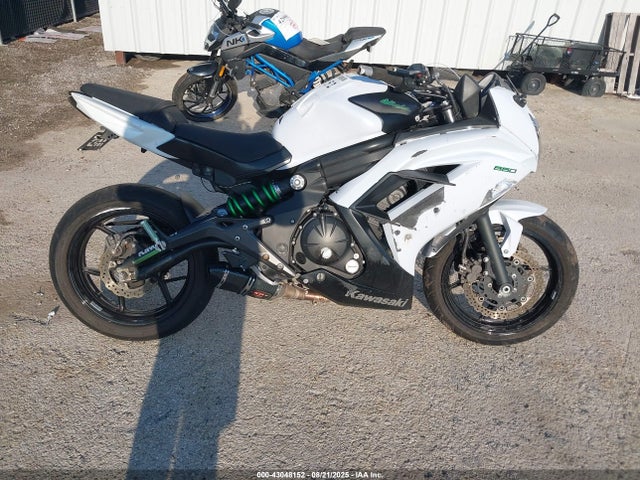 Kawasaki Ninja 650 2015 JKAEXEE10FDA18903 Image 12