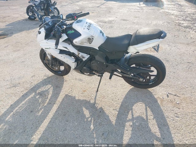 Kawasaki Ninja 650 2015 JKAEXEE10FDA18903 Image 13