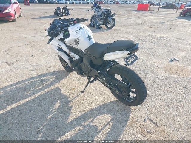 Kawasaki Ninja 650 2015 JKAEXEE10FDA18903 Image 3