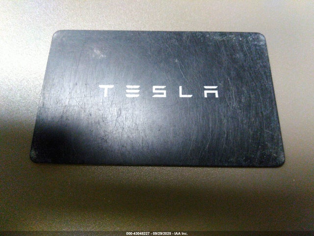 2025 TESLA MODEL Y 7SAYGDEE9SA347647 Photo 10