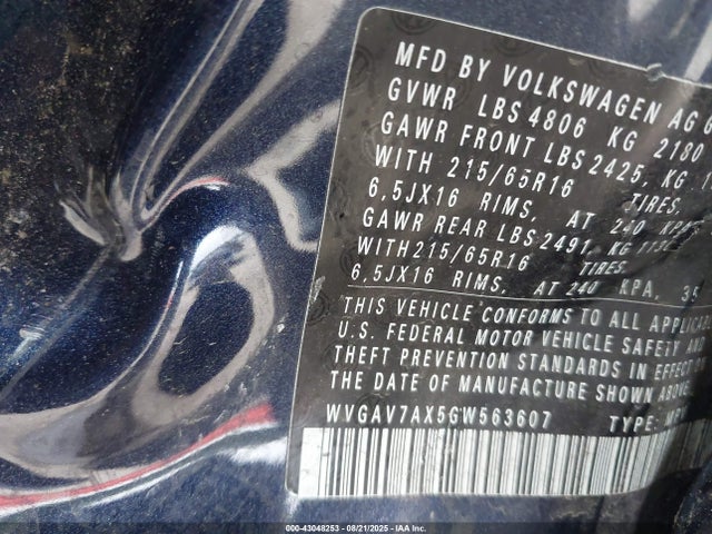Volkswagen 2.0t 2016 WVGAV7AX5GW563607 Image 9