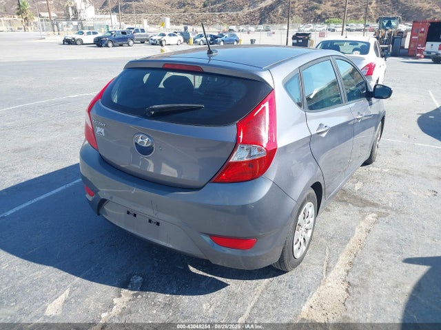 KMHCT5AE5HU311211 Hyundai 2017