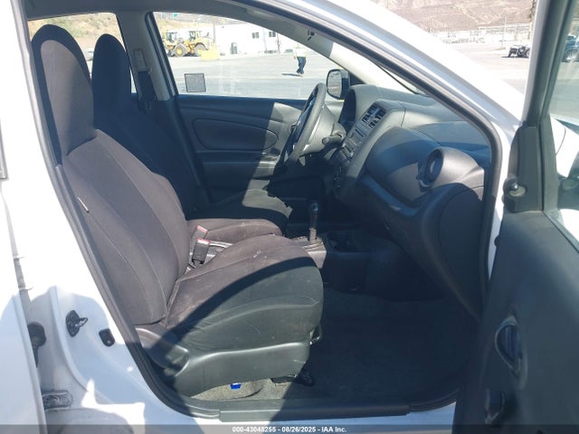 Nissan 2015 2015 3N1CN7AP8FL809795 Image 5