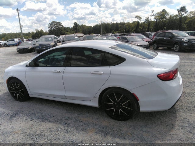 Chrysler 200 2015 1C3CCCBB7FN732937 Image 14