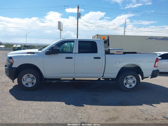 3C6UR5CJXRG156152 RAM 2024