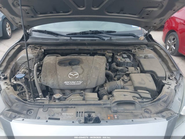 3MZBM1U72FM218017 Mazda pe