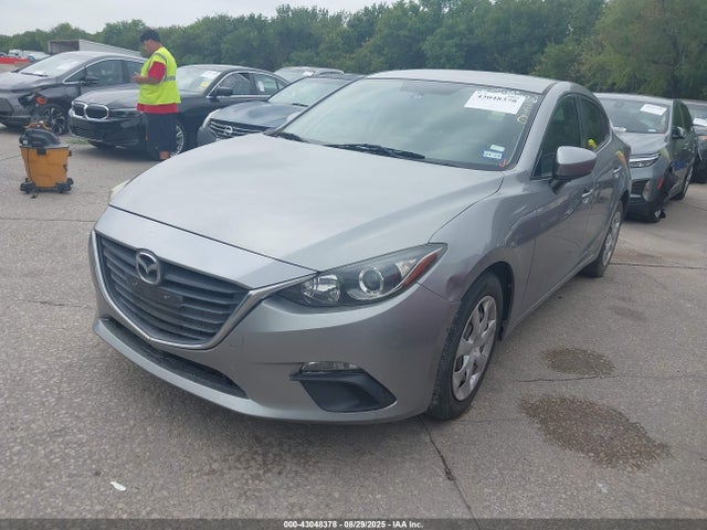 3MZBM1U72FM218017 Mazda pe