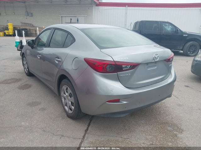 3MZBM1U72FM218017 Mazda pe